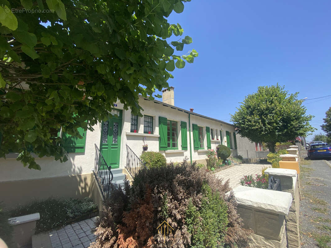 Maison familiale avec double habitation   Un bien rare aux multiples possibilités ! - photo 23