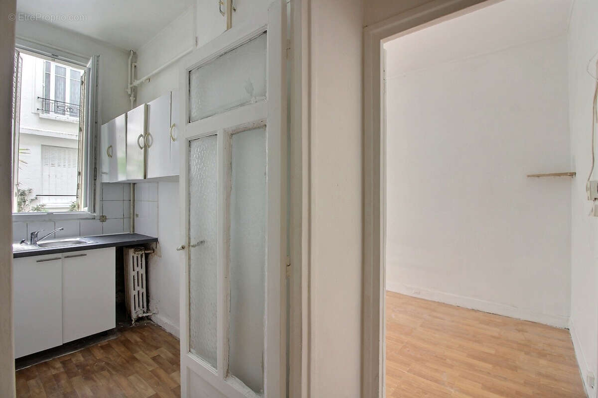 Appartement à PARIS-18E