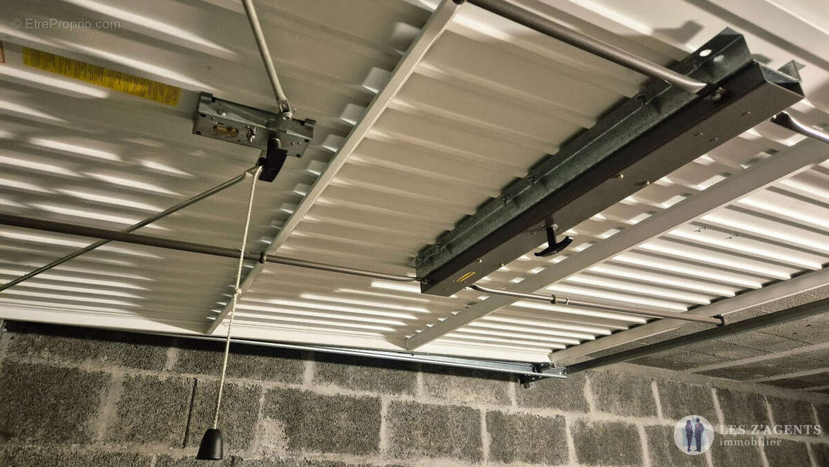 Parking à ECHIROLLES