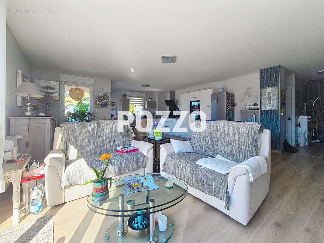 Appartement à COURSEULLES-SUR-MER