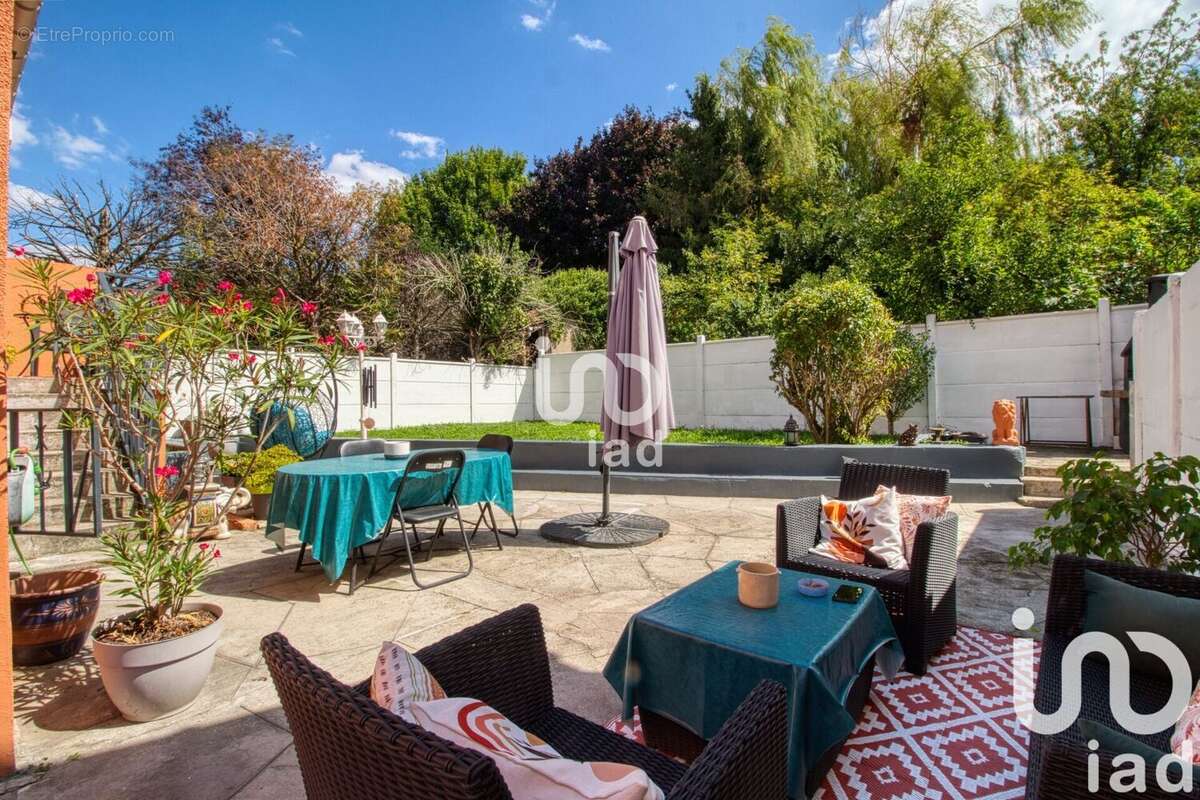 Photo 2 - Maison à ROSNY-SOUS-BOIS