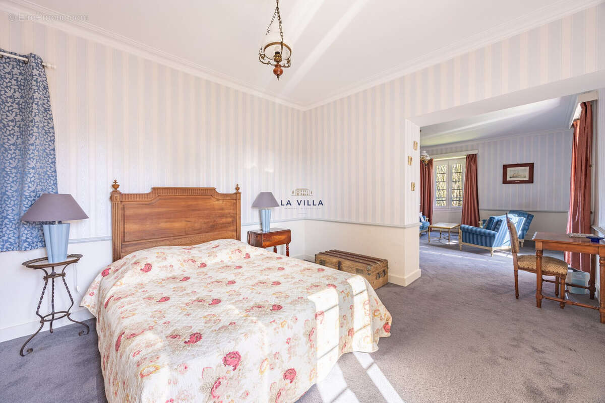 Autre à SAINT-GILLES-CROIX-DE-VIE