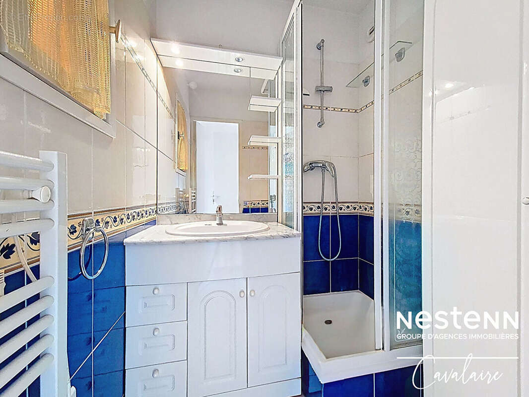 Appartement Cavalaire Sur Mer 2 pièce(s) dans résidence sécurisée en coeur de ville - photo 18