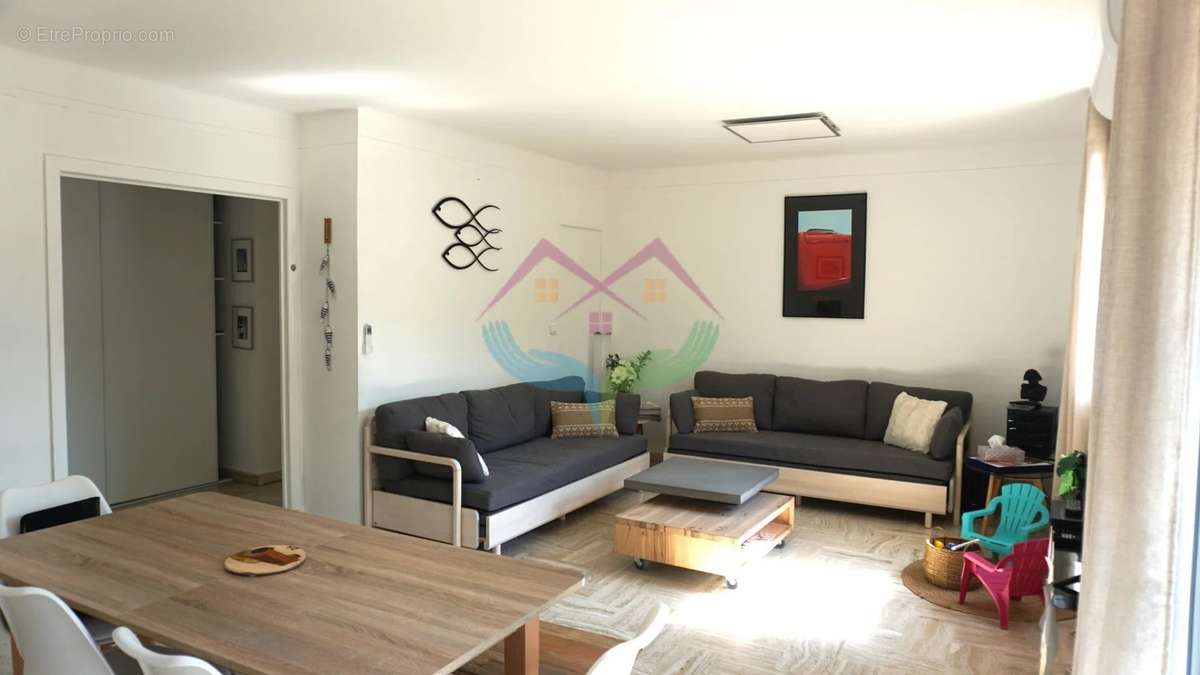 Appartement à SAINT-RAPHAEL