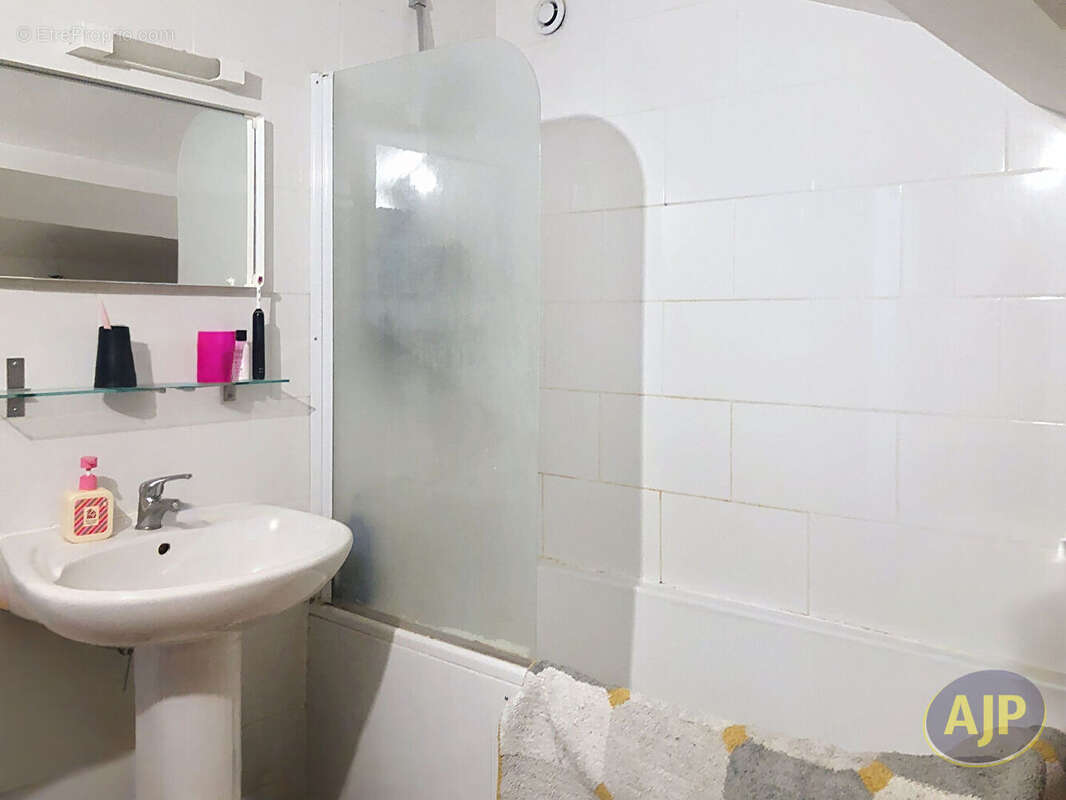 Maison à MAULEVRIER