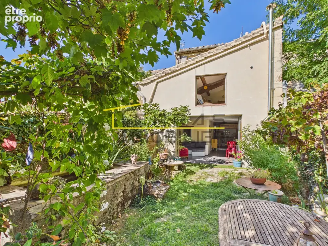 Photo Maison à Valreas au prix de 249 000€