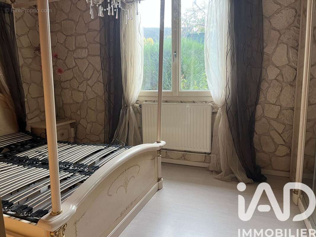 Photo 8 - Maison à ROCHECORBON