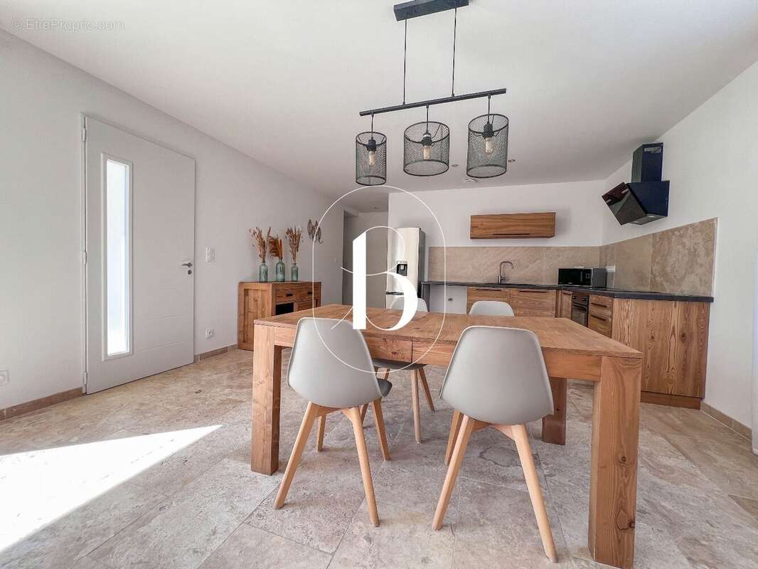 Maison à GOUDARGUES