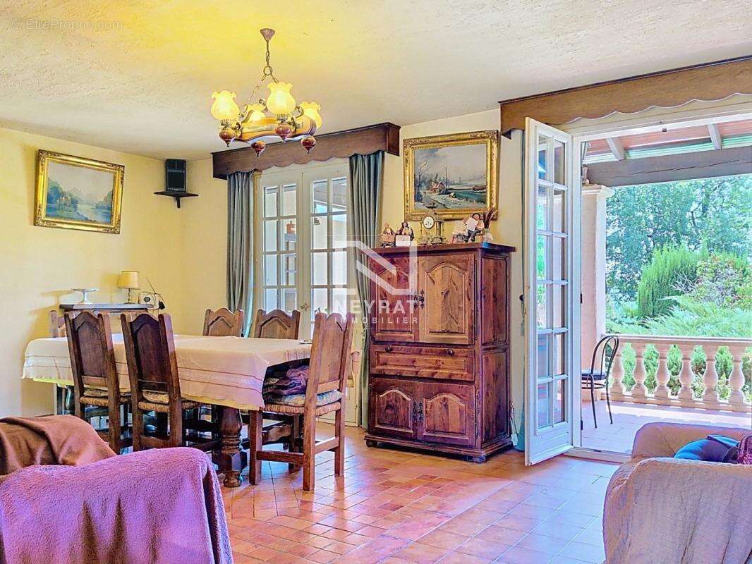 Maison individuelle à fort potentiel – 3 chambres, terrain arboré de 1 500 m² - photo 7