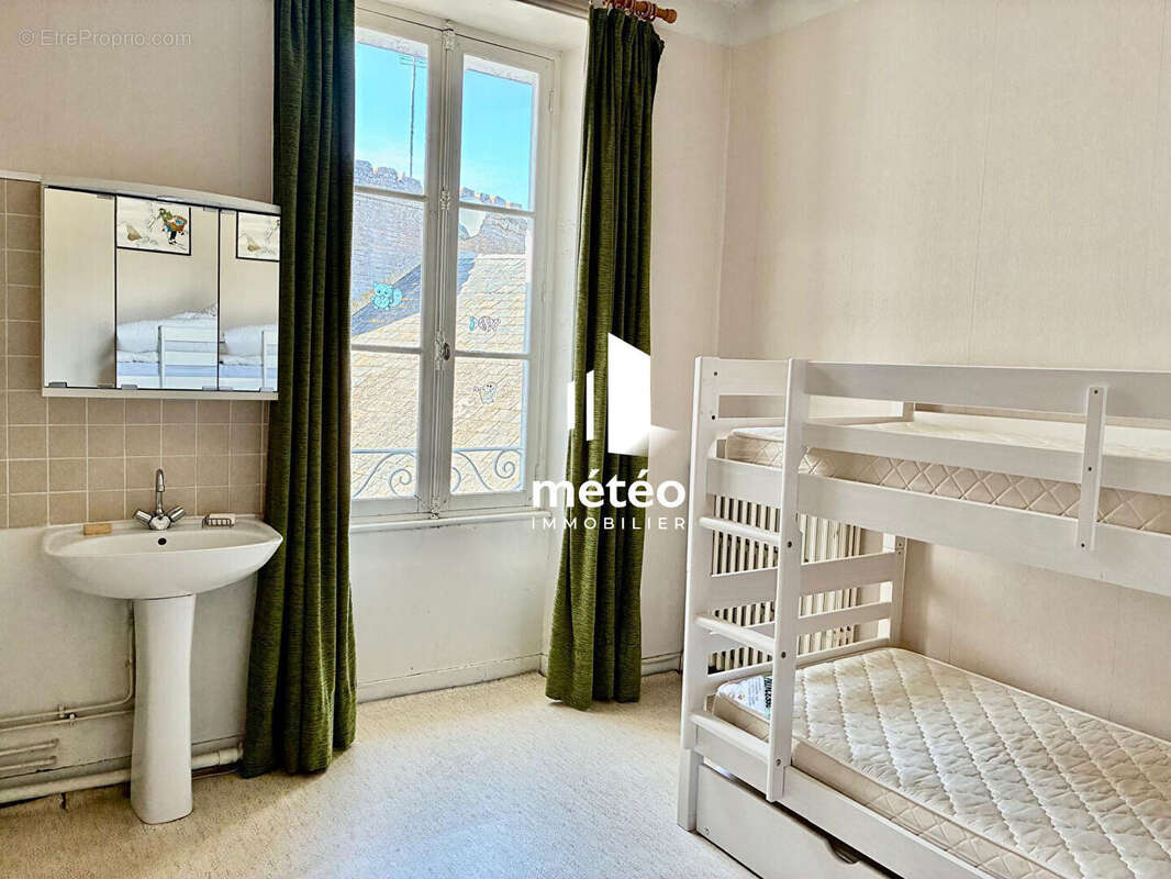 Centre ville des Sables maison 141.5 m2 - photo 9
