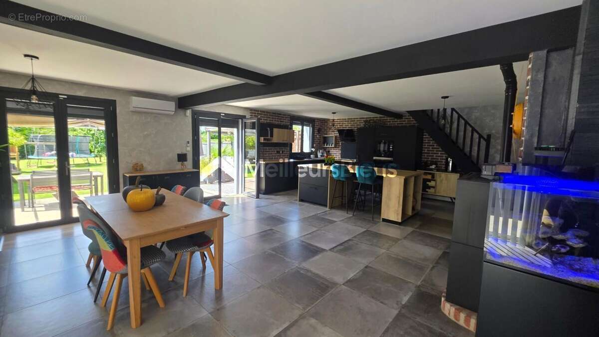 Saultain 59990 maison 6 pièces 186 m² avec terrasse et garage - photo 6