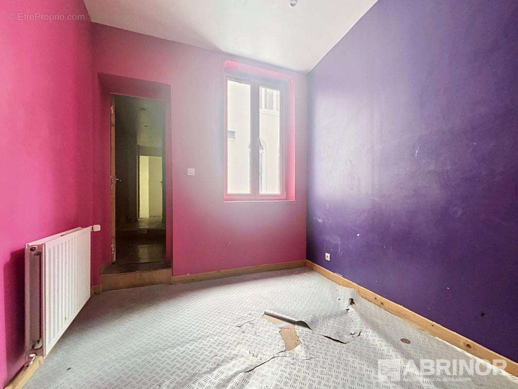 Lille centre type 3 de 66m² - photo 3
