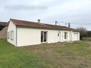   - Maison à SAINTE-VERGE