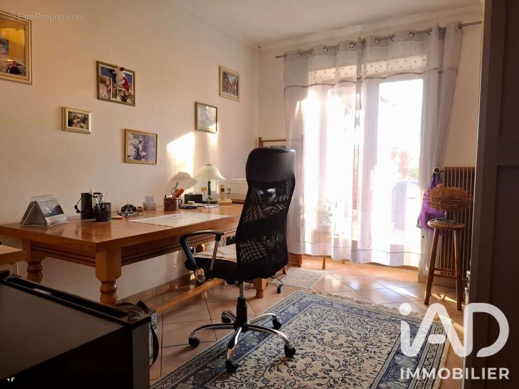 Maison 190 m² à Chassenard  - photo 7