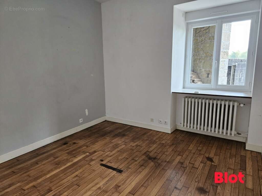 Maison à SAINT-HILAIRE-DES-LANDES