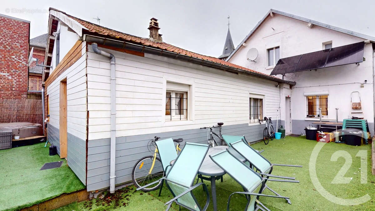 Maison à MORCOURT