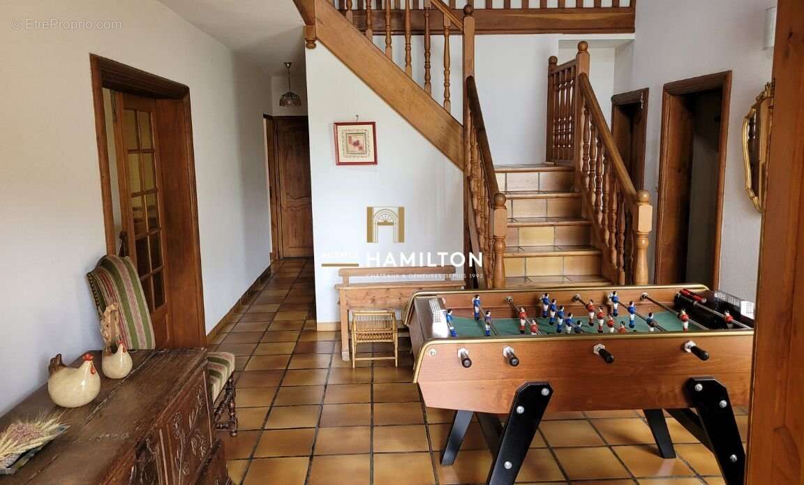 Villa de caractère avec piscine et vue exceptionnelle sur Cordes-sur-Ciel - photo 5