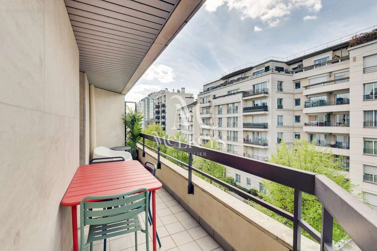 Appartement à BOULOGNE-BILLANCOURT