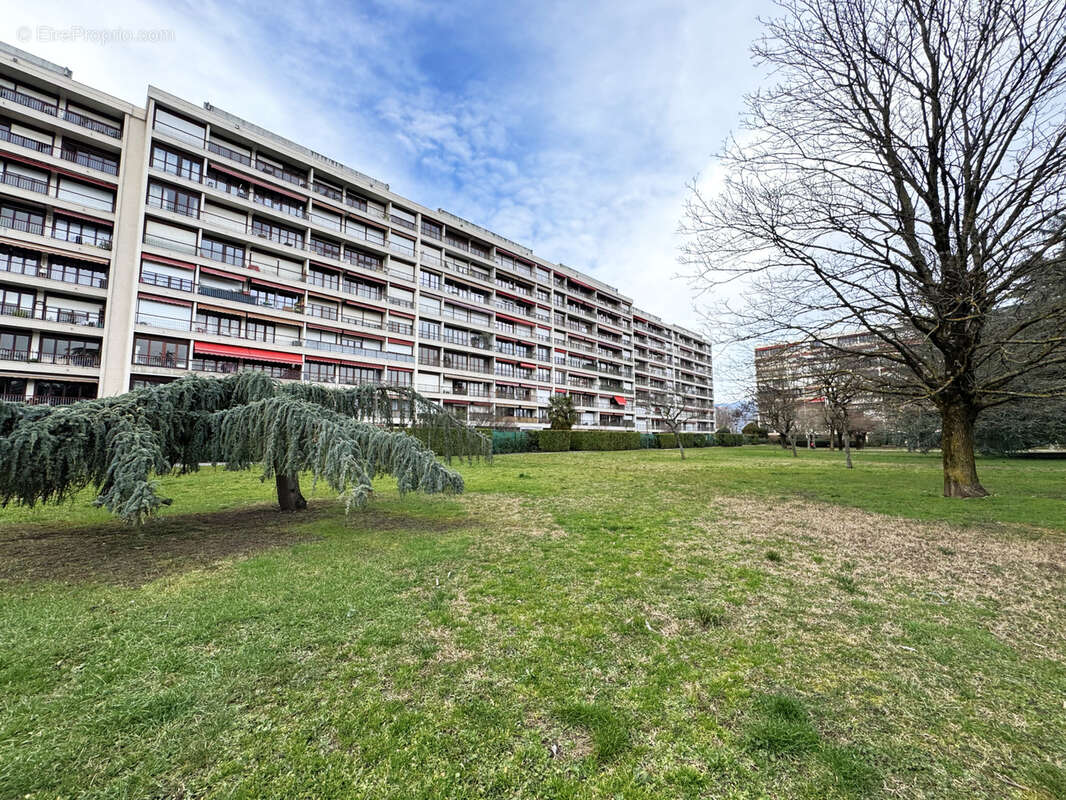 Appartement à ECHIROLLES