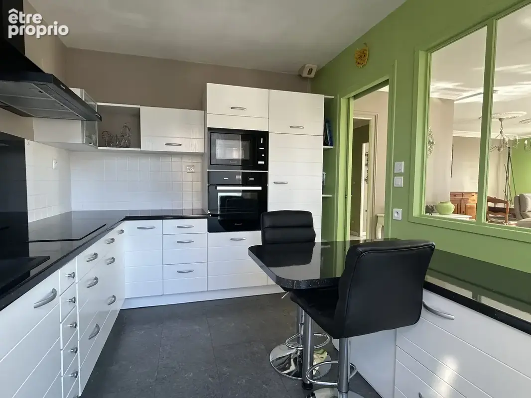 Appartement 5 pièces 100 m² à vendre à Niort (79000) - photo 3