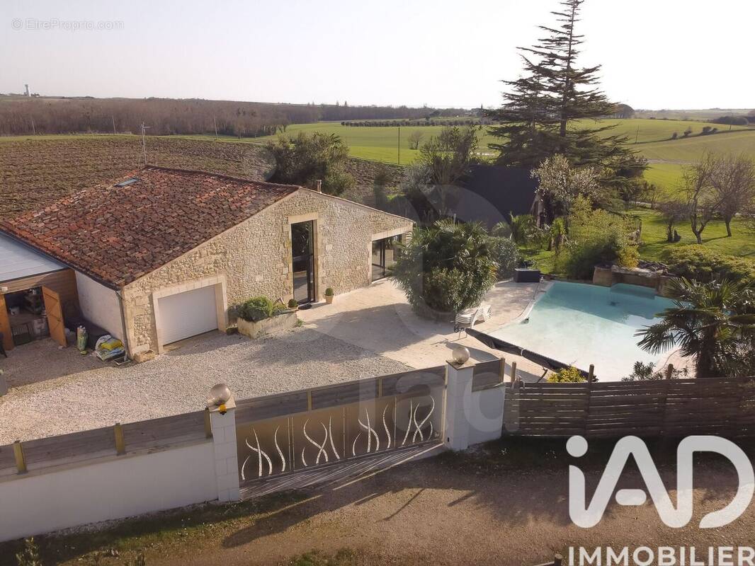 Photo 1 - Maison à COZES