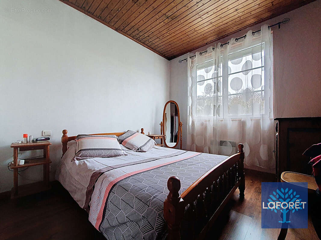 Maison à LE GIROUARD