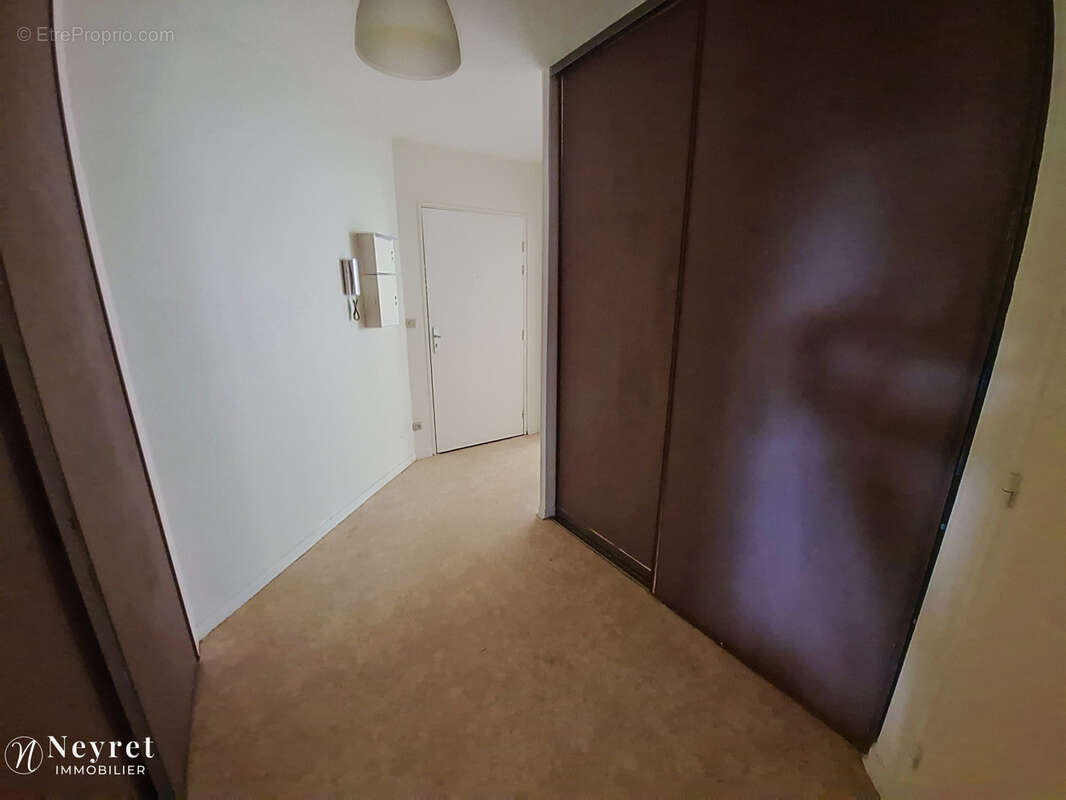 Appartement à LYON-8E