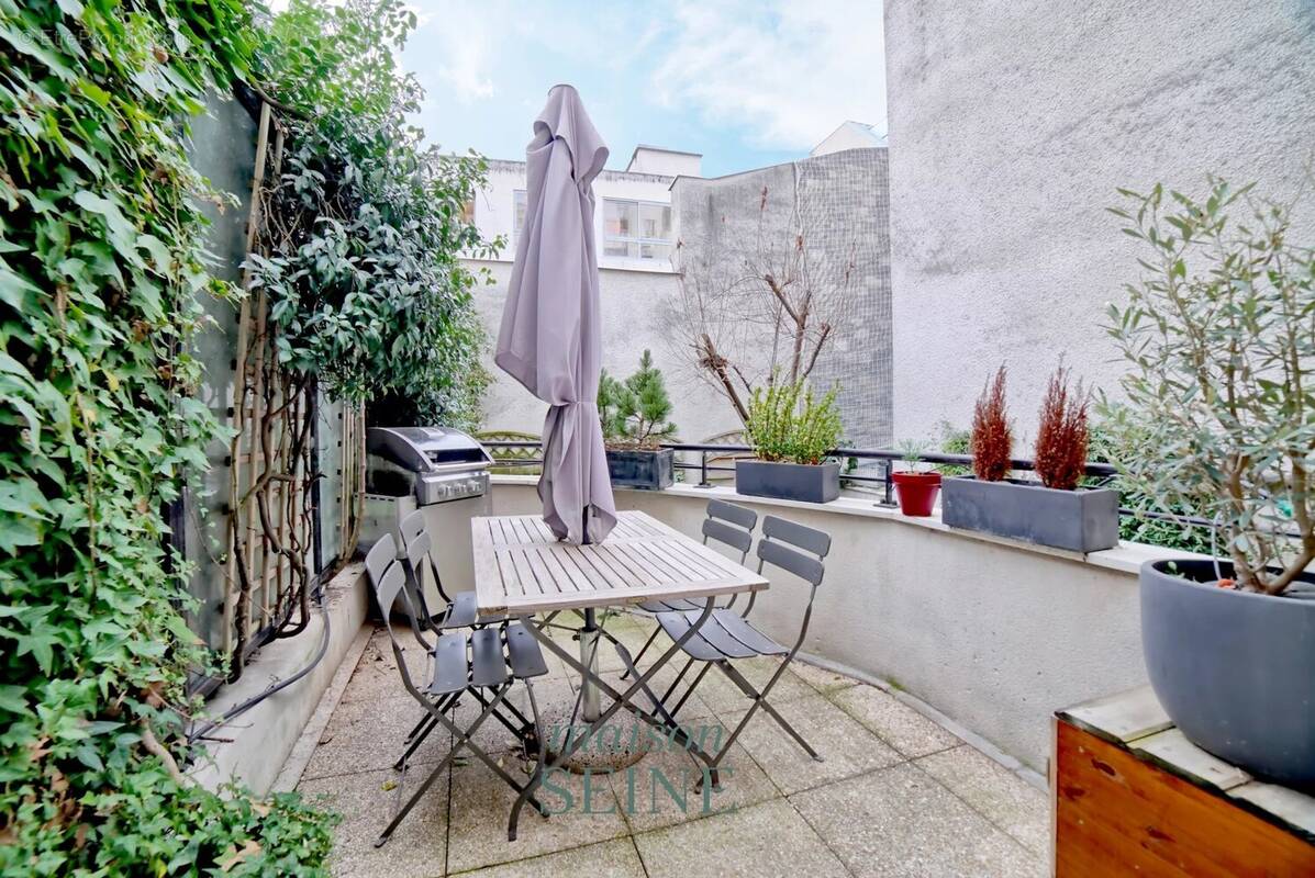 Appartement à LEVALLOIS-PERRET