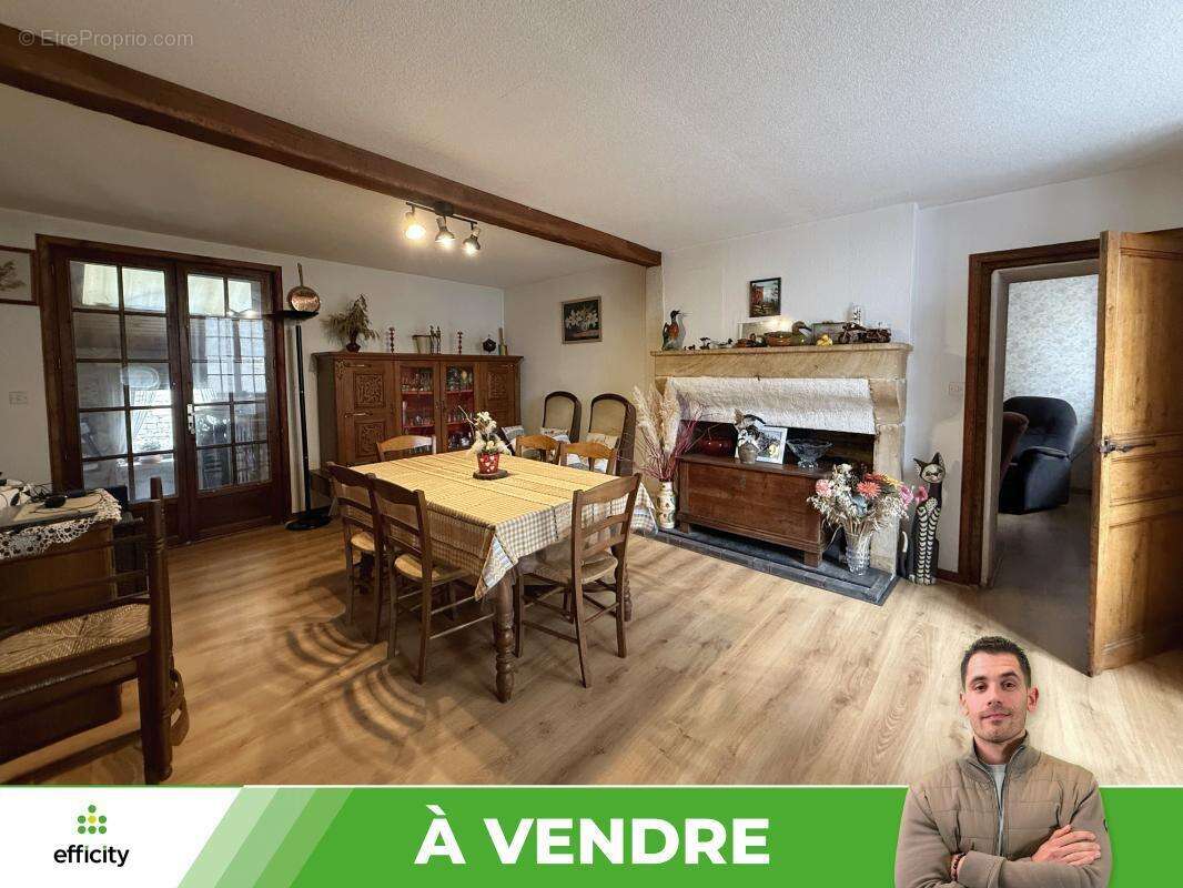 Maison à JOUSSE