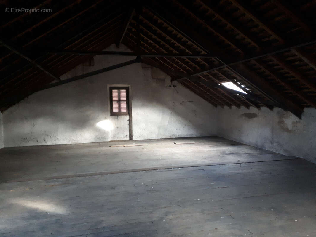 Maison à AVAILLES-LIMOUZINE