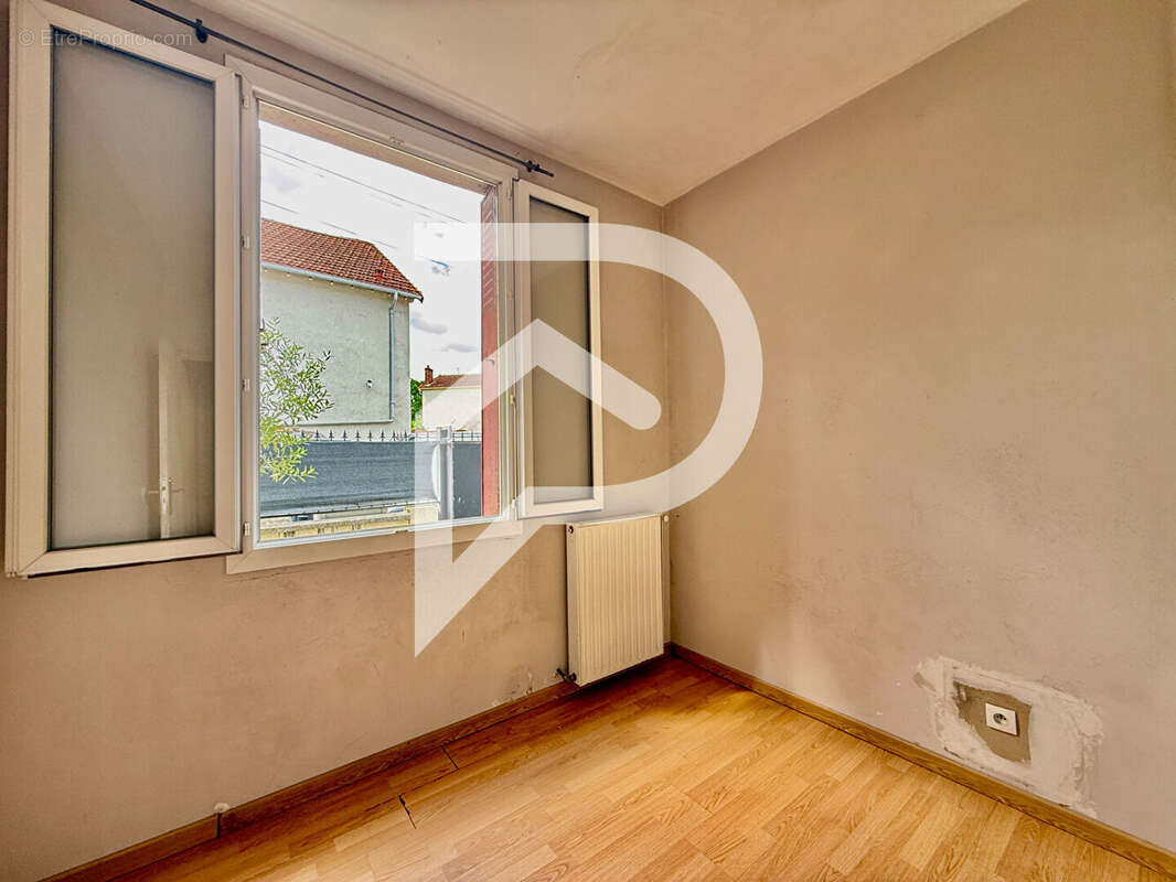 Appartement à AULNAY-SOUS-BOIS