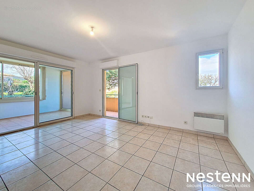 Appartement à LA CROIX-VALMER