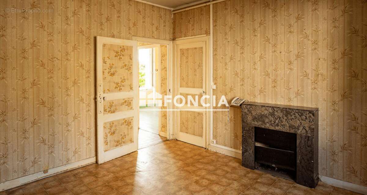 Maison avec beau potentiel - photo 2