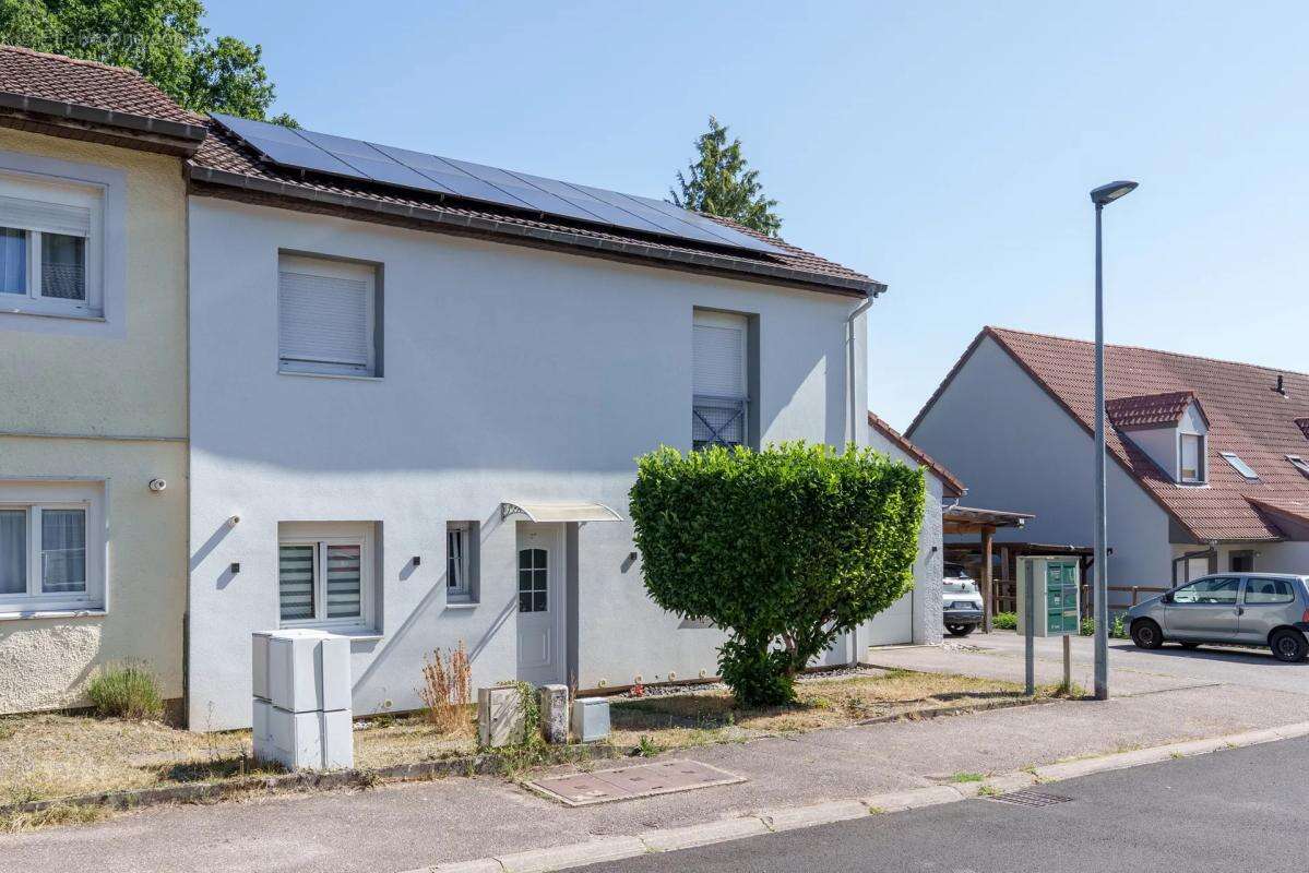 Maison de 5 pièces de 126 m² à Épinal - photo 3