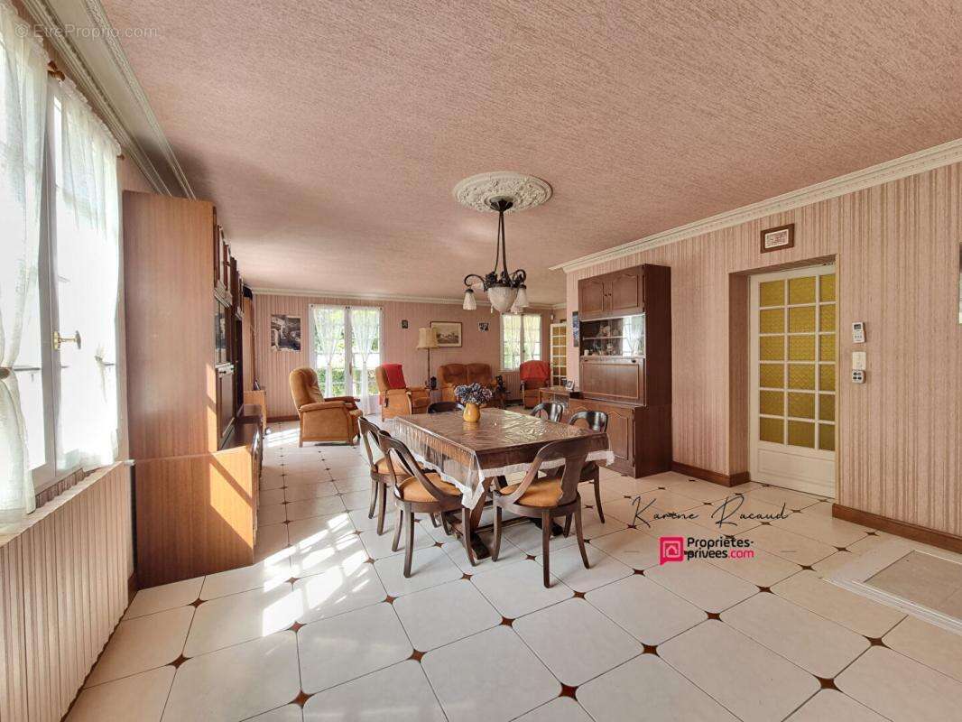 Maison Fougeré 7 pièce(s) 174 m2 , piscine - photo 5