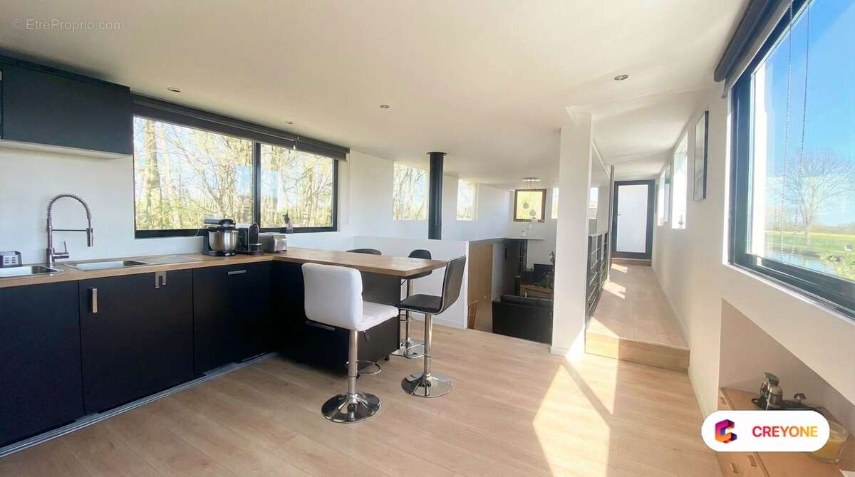 Eckwersheim - Péniche d'habitation 134 m² et 2 places de parking - photo 3