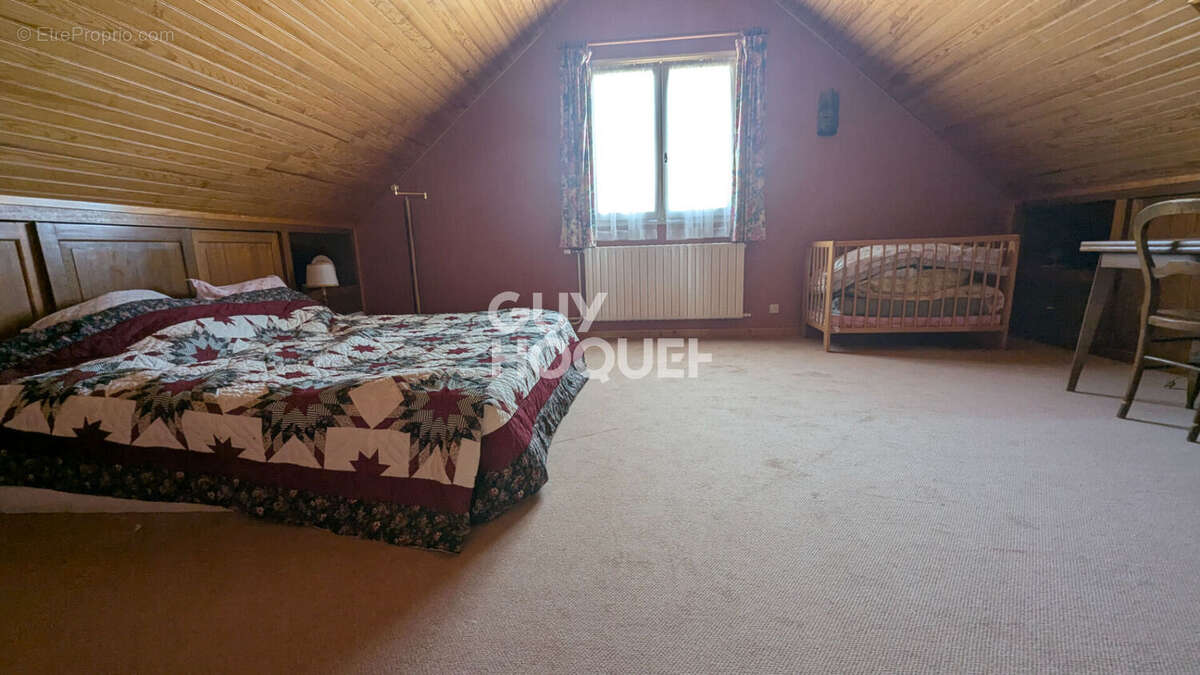 Maison à SAINT-BRIS-LE-VINEUX