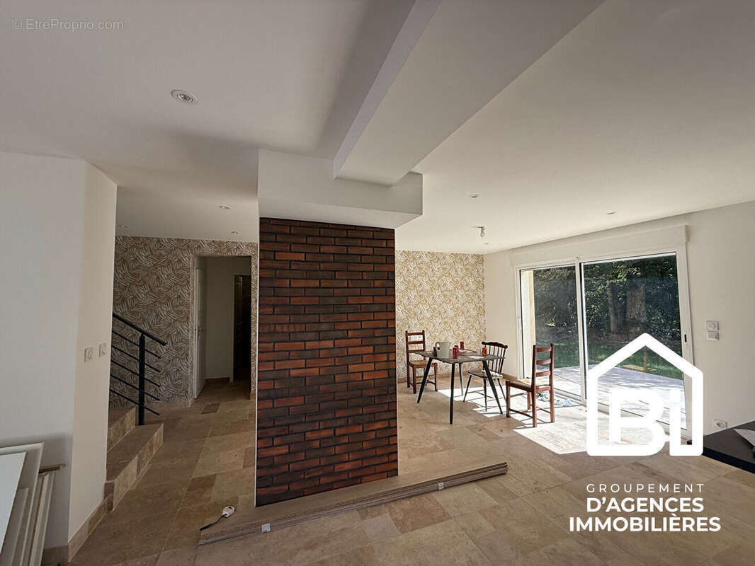 Maison Moderne Neuve - Goustranville - 4 chambres - Garage et jardin - photo 2