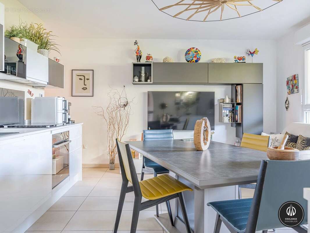 Appartement à MARSEILLE-8E
