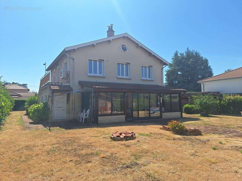 Maison 120 m² à Lyon-5e  - photo 2