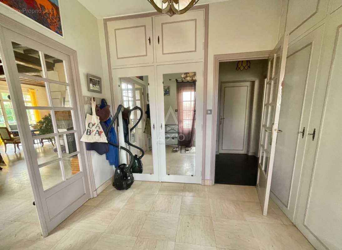 Maison à LE PIN-AU-HARAS