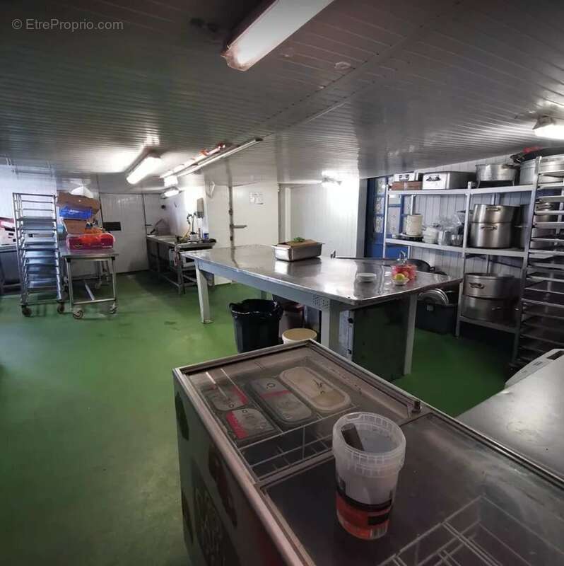 Commerce à GUISCRIFF