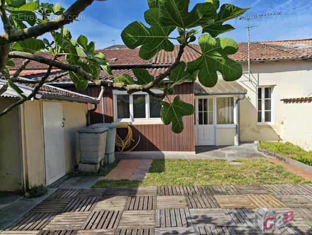 Maison à CADILLAC