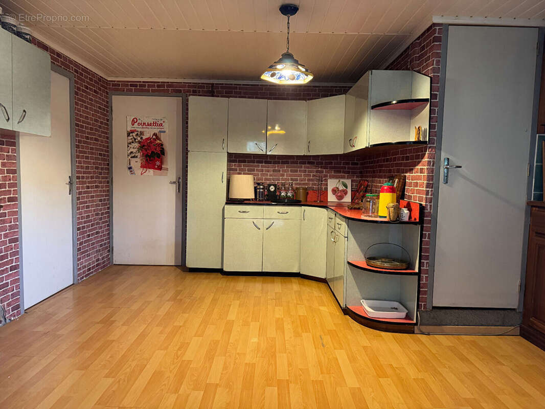 Maison à LES ANGLES