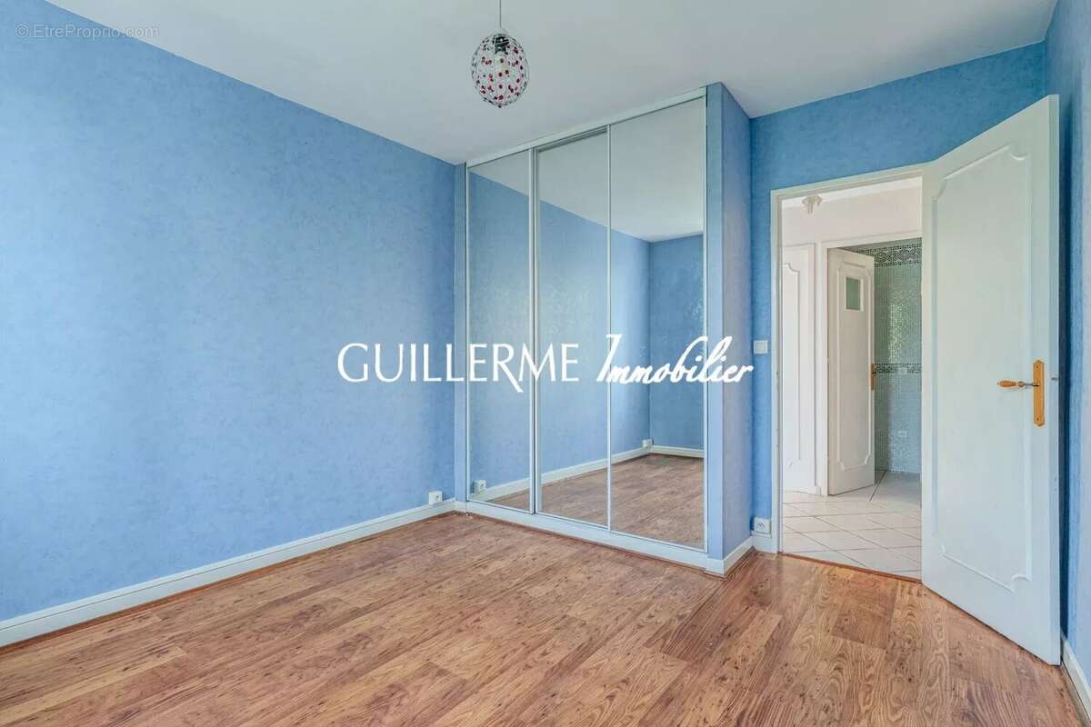 Appartement à CHAMPAGNE-AU-MONT-D'OR
