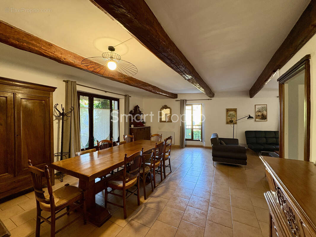 Maison à ALLEMAGNE-EN-PROVENCE