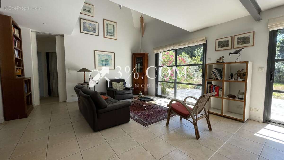 Maison à LARMOR-BADEN