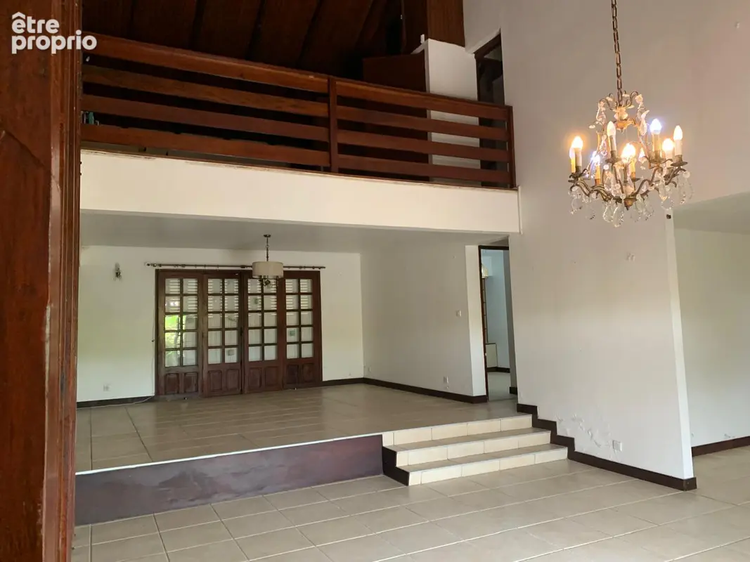 A Vendre Villa d'Architecte T6 - photo 3