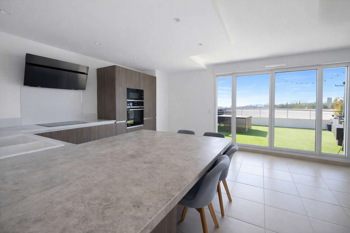Appartement à MANDELIEU-LA-NAPOULE