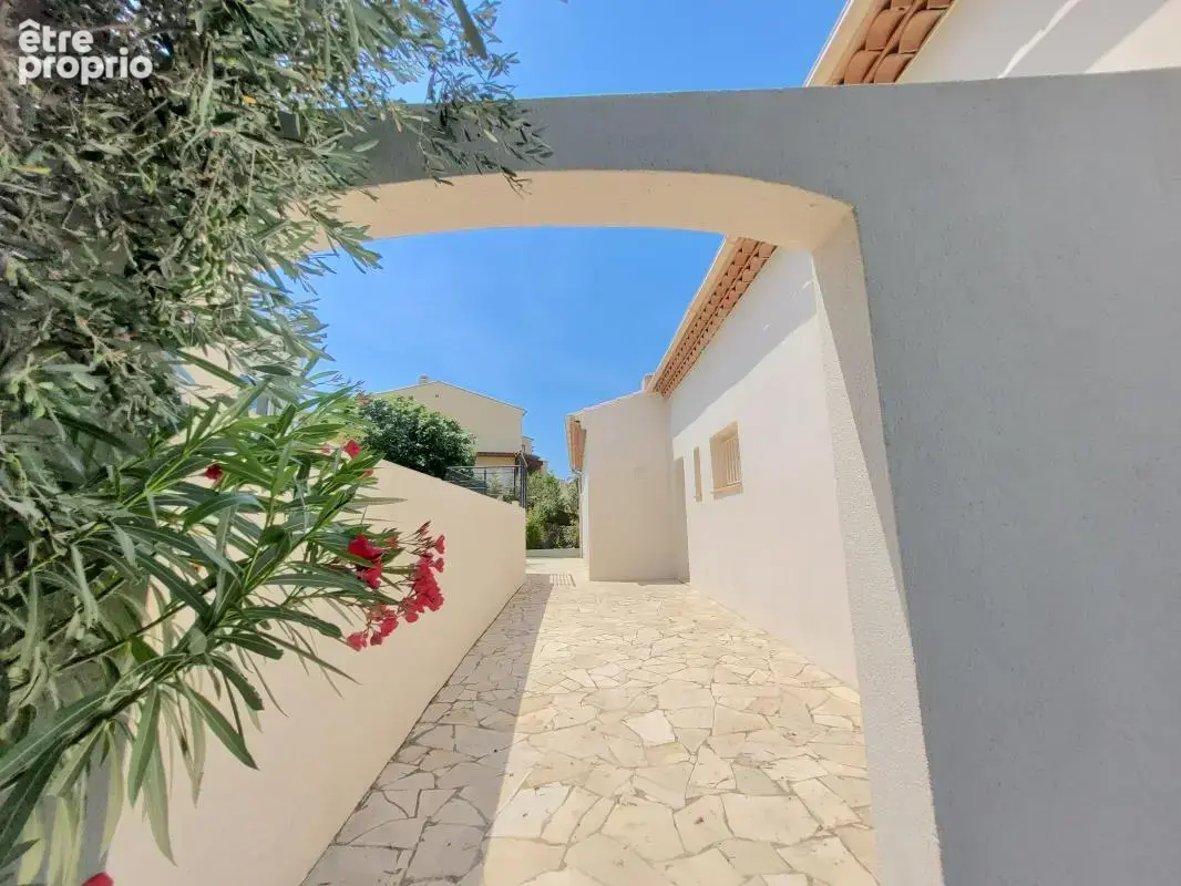 Maison 7 pièces 233 m² à vendre à Bandol (83150) - photo 11